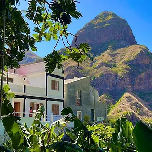 Vakantieboerderij Casa Minga & Tatol, Ribeira Grande